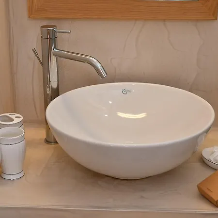 Onar Guest house